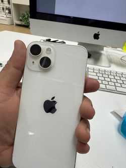 iPhone 14 Starlight 128GB Unlocked For All Carriers