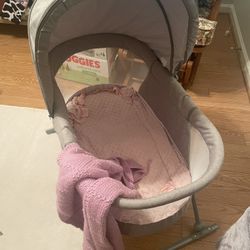 Bassinet 