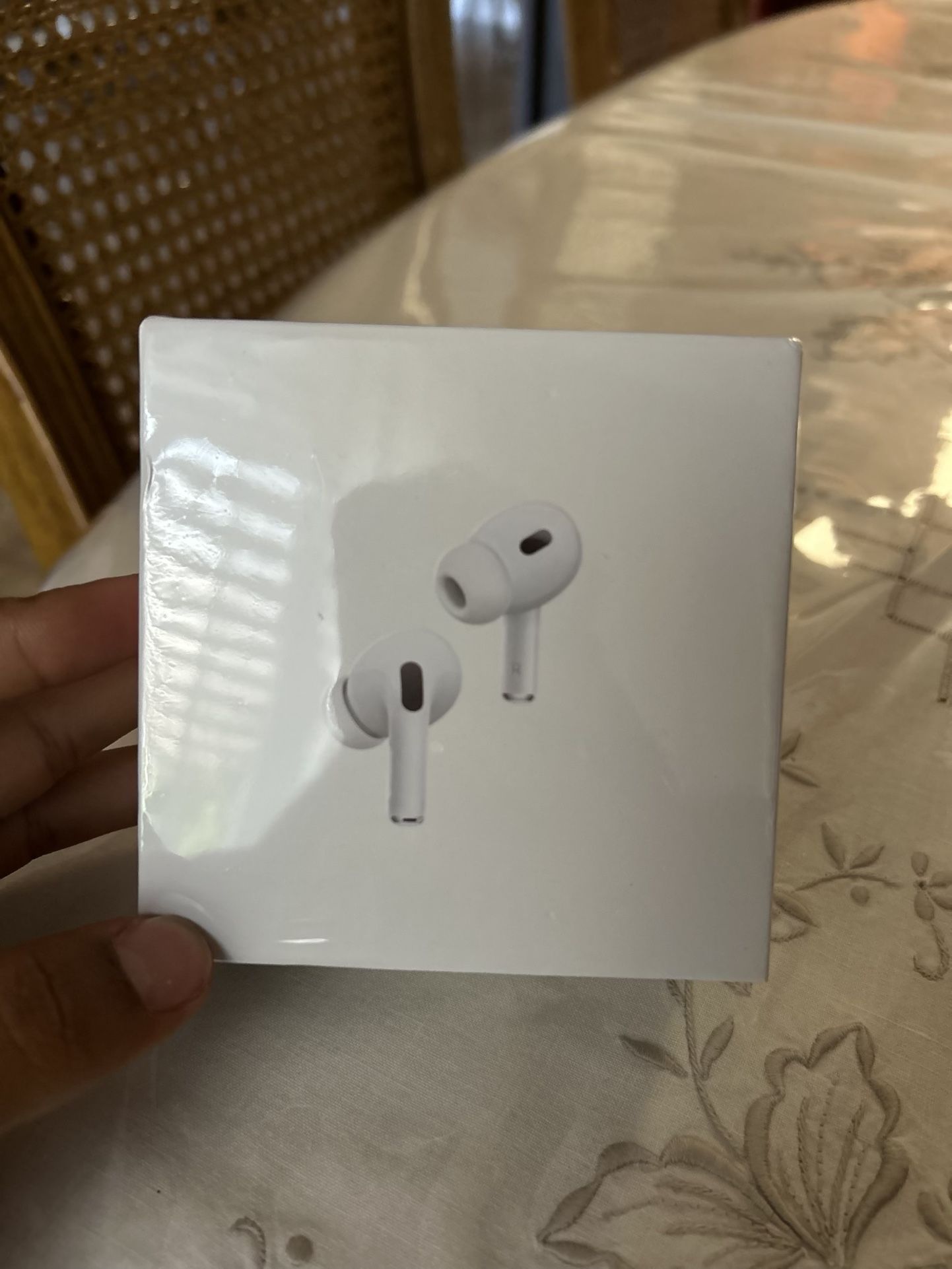 *BRAND NEW* AIRPOD PRO 2’s With Noice Cancellation!