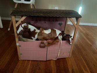 Horse corral toy