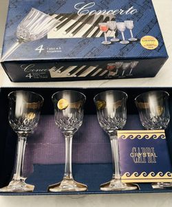 Vintage concerto Cristal wine glass set of four
