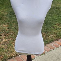 Dress Form - Female Mannequin - Sewing Bust 