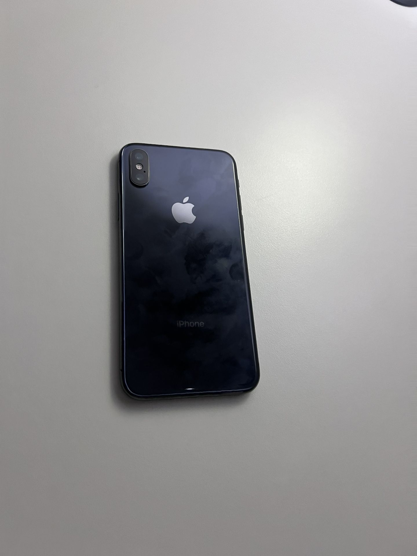 Apple iPhone X 256 GB Fully Unlocked Space Gray - Excellent Condition