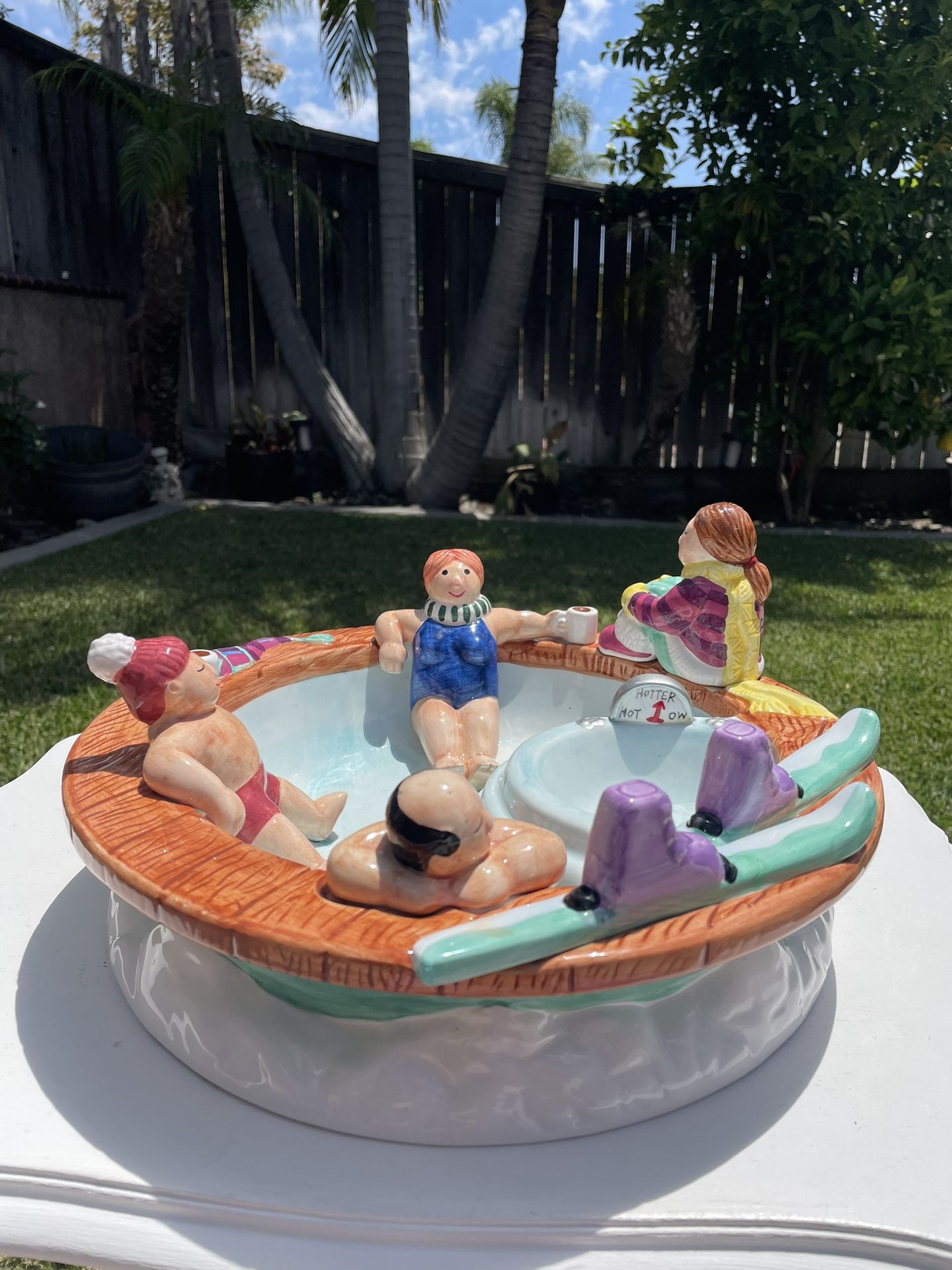 Vintage Ceramic Ski Lodge Hot Tub Chip and Dip Bowl - Lotus 1995 - Rare Find - Kitchen