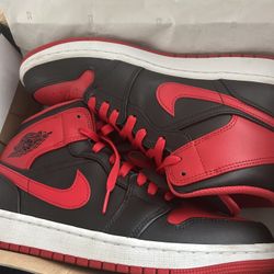 Air jordan mids