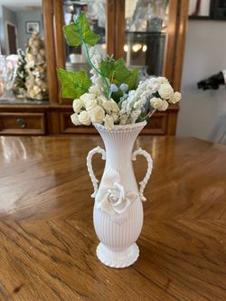 Vintage Italian White Porcelain Rose Vase – Capodimonte Style – Like New