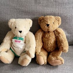 Authentic Teddy Bears