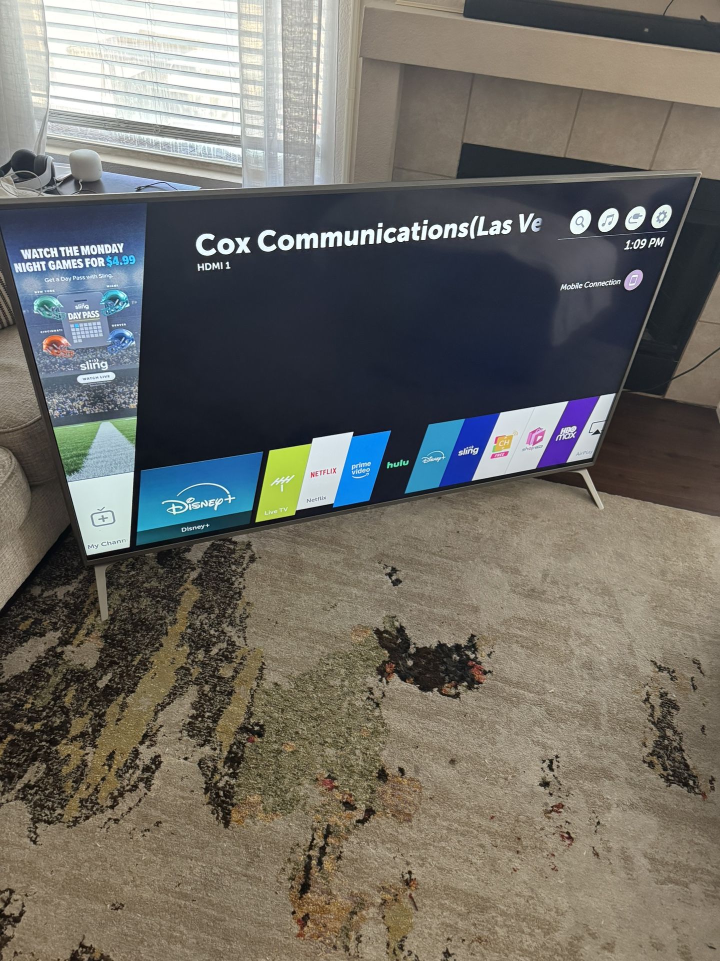 65 INCH Vizio TV $400 OBO
