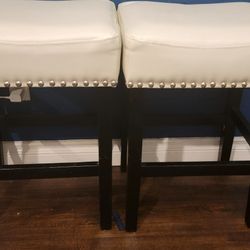 Noble House Stools