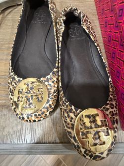 Tory burch 7.5