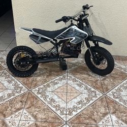 Razor Mx 500 Modded 78 Mph!  Price Can Be Negotiateable 
