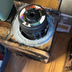 Quantum 8” 4000 Watt Subwoofer Read Description 