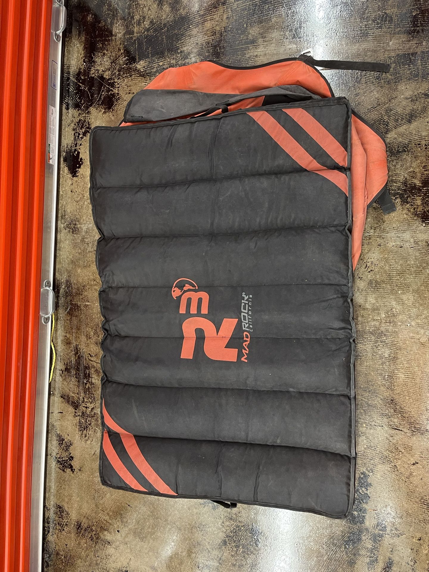 Mad Rock R3 Bouldering Crash Pad