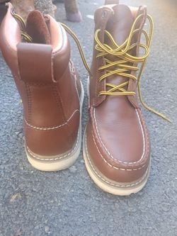 Used men's shoes