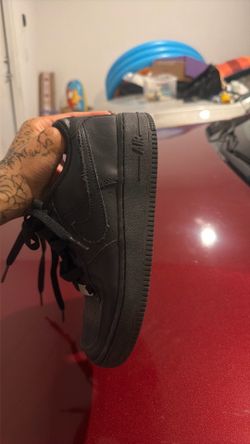 Black air force 1s sz 5