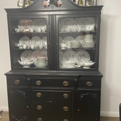 Vintage China Cabinet 