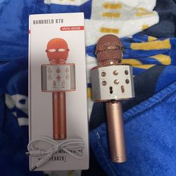 Rose Gold Bluetooth Microphone 