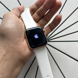 Apple Watch SE Rose Gold 40MM