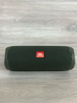 JBL Flip 5 Portable Bluetooth Speaker Waterproof Wireless Audio (PO1021931)