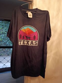 NEW XL SHIRT $5 PICK UP IN SUN VALLEY