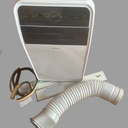 Portable AC. Never Used. Brand New Out Of Box. 