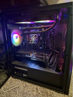 Gaming PC AMD Radeon RX 7700 XT