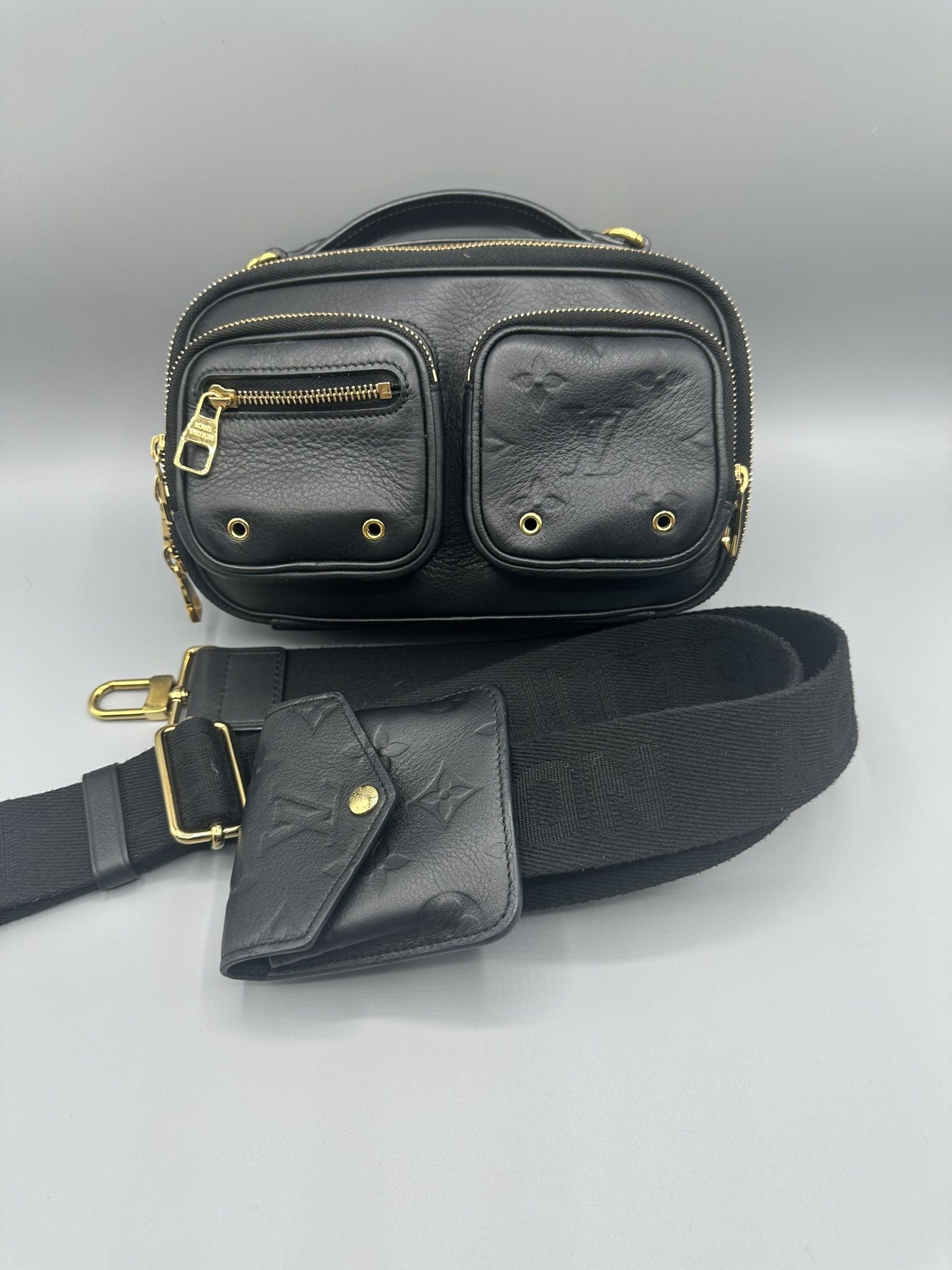 Louis Vuitton Utility Bag Empriente Noir