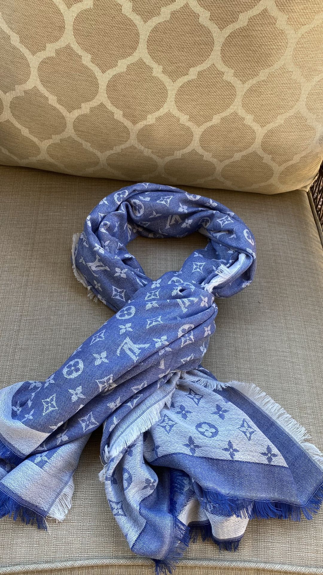 🌺 Top Quality Reversible Shawl Wrap 