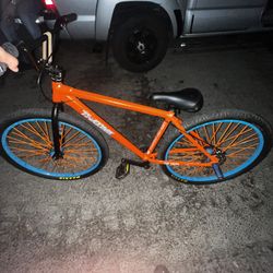 29 inch throne bike with disc brakes shoot offer or trades