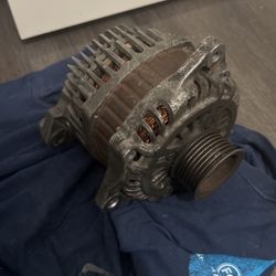 Infiniti G37 Alternator (OEM)