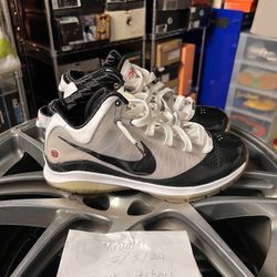 LeBron 7 P.S. 'Playoff' 2010