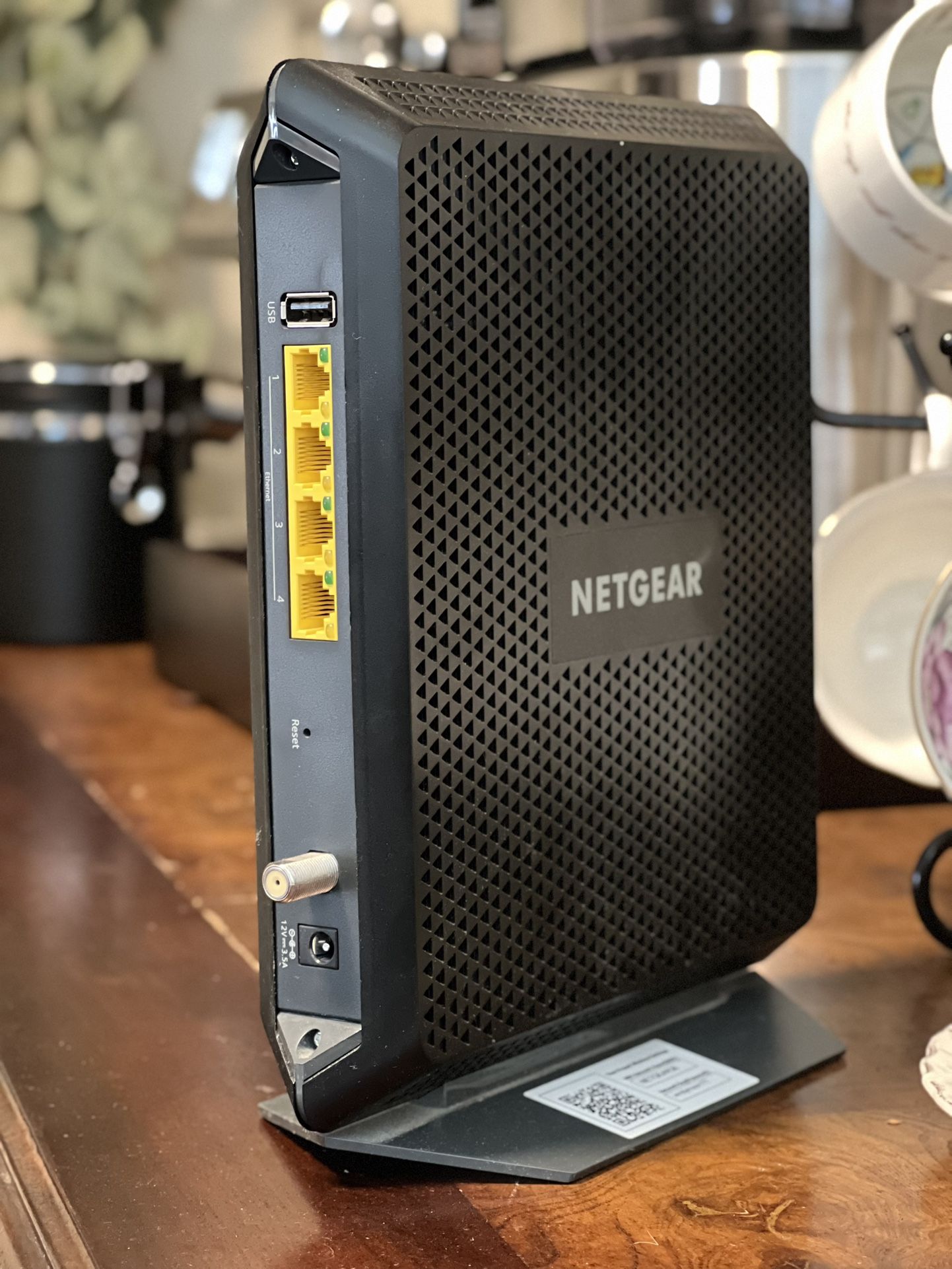 Netgear Wifi cable modem AC1900 (Model C7000v2)