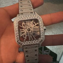White Skeleton Tone Dial Mossonite Vvs Grade 