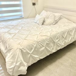 Queed Bed - New Memory Foam Mattress & Wooden Frame