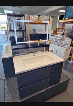 SALE!! New In Box 32" Black Or White Floating Bathroom Vanity w/ Sink & Medicine Cabinet