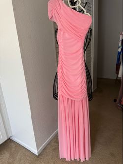New without Tag, MEDIUM . Retail $60 only $35. Elegant pink one-shoulder maxi dress