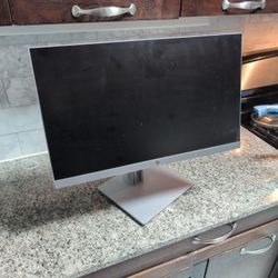 Rarely Used 55CM 21.5" LCD Monitor 