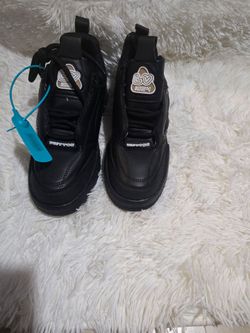 Black Fashion Low Top Sneakers – New – Casual Shoes