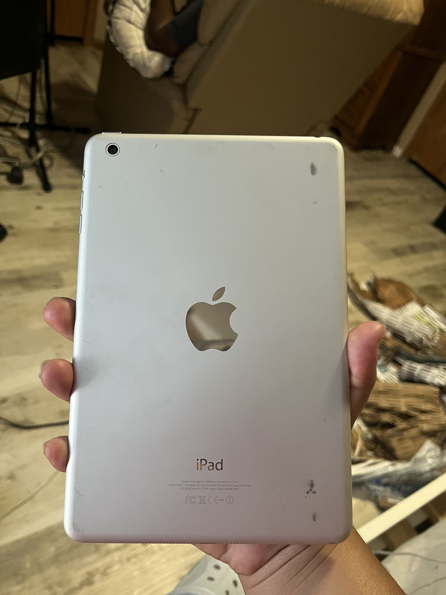White iPad mini 30 Gb