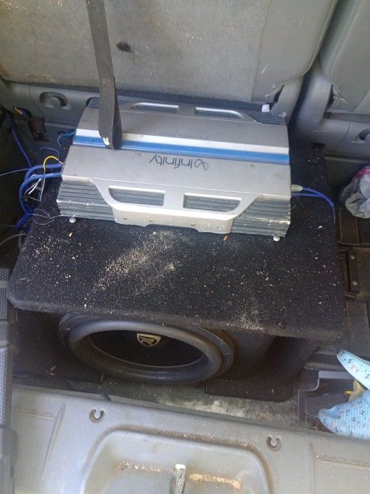 Rockville Sub And Amp Infinity 