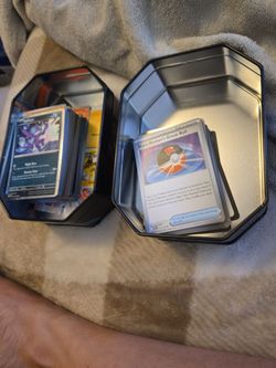 200+ Pokemon cards