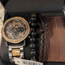 MEN'S BROWN DIAL QUARTZ MOVEMENT SET WITH LEATHER BRACELETS AND WALLET