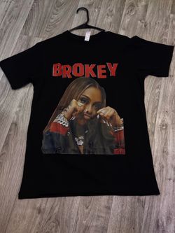 "BROKEY” GRAPHIC TEE