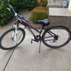 Schwinn Women's GTX 3 Hybrid Bike - Purple