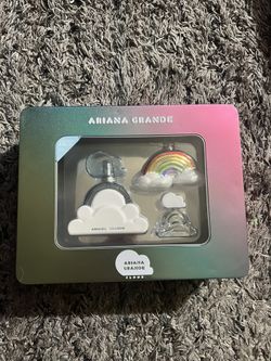 Ariana Grande Cloud Perfume Set