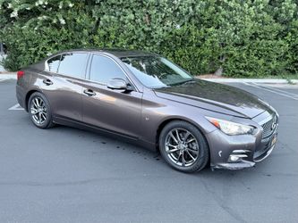 2014 INFINITI Q50 3.7 Premium Sedan