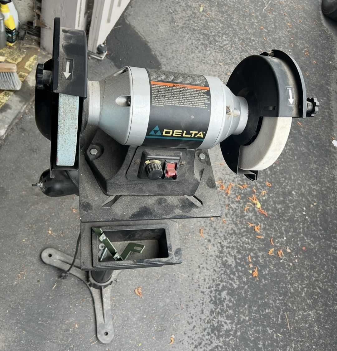 Delta 6" Bench Grinder, specifically identified as Model 23-645.