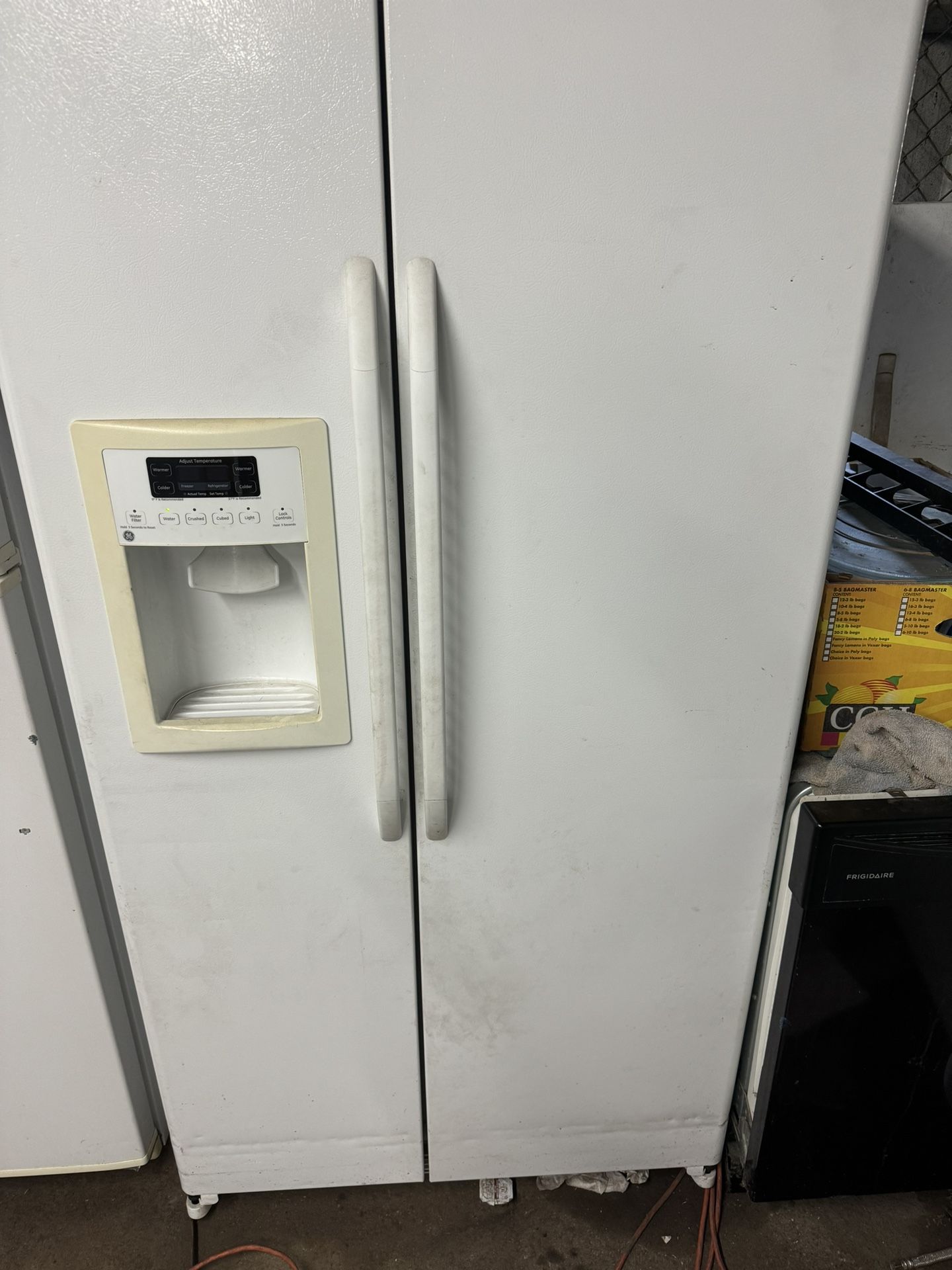Refrigerator