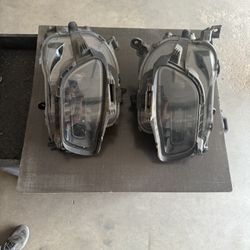 Jeep Cherokee Headlight Assembly’s Left And Right