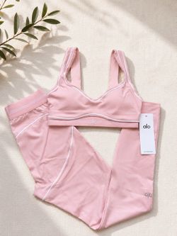 Alo pink set  size S,M ,L available